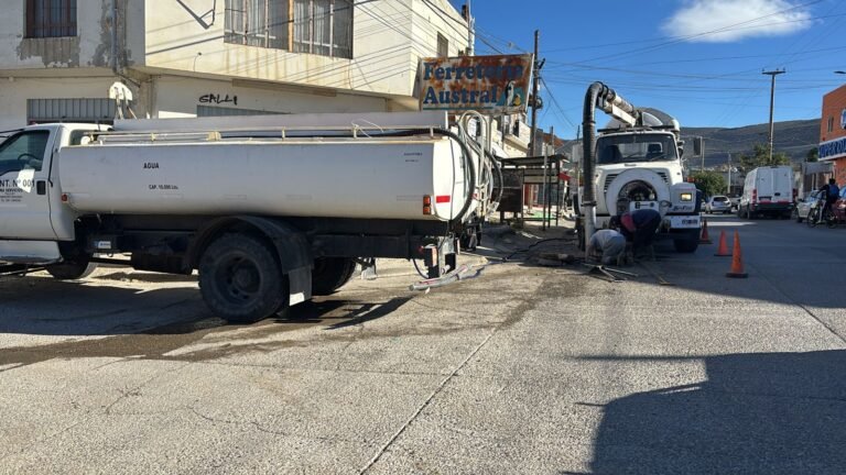 El Municipio solucionó un importante taponamiento pluvial en barrio San Martín