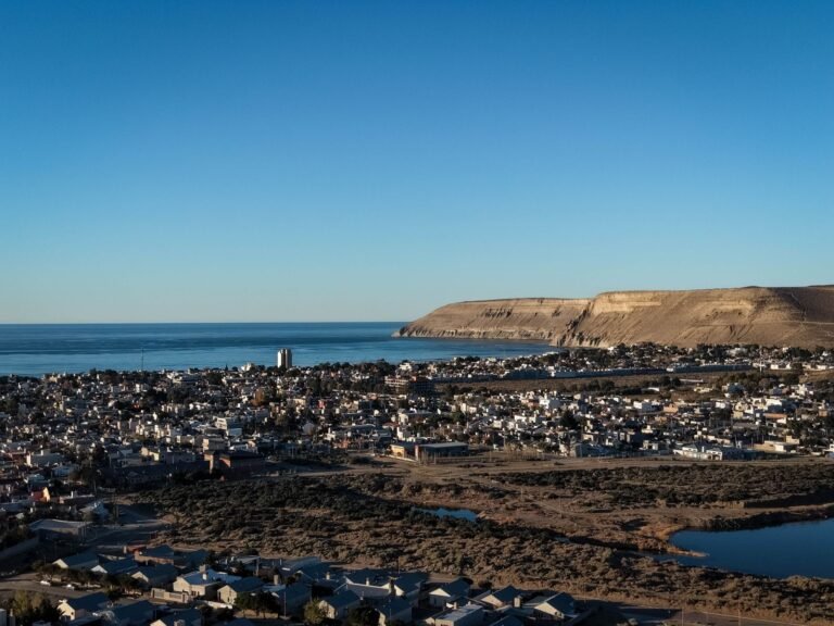 “Rada Tilly Impulsa”: habilitan la inscripción al programa que beneficia a comerciantes