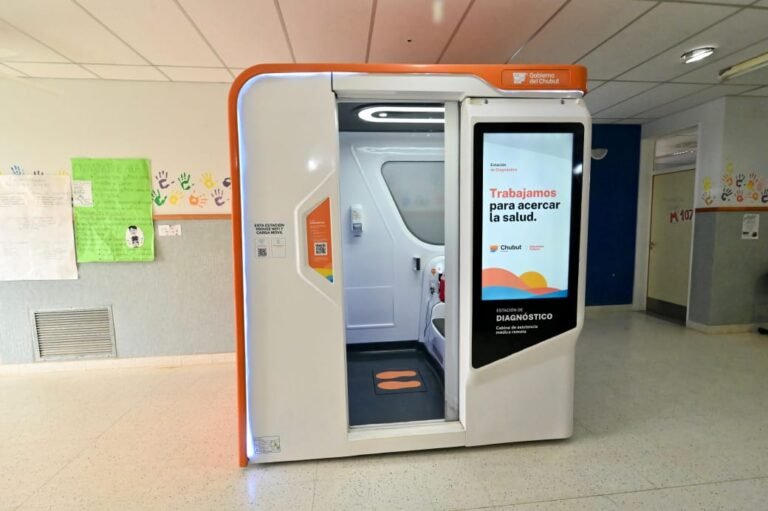 Habilitan cabina de multidiagnóstico para evitar traslados y agilizar la atención médica