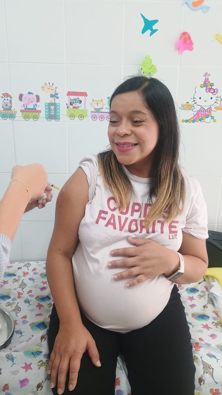 Continúa la Campaña de Vacunación de embarazadas contra el Virus Sincicial Respiratorio