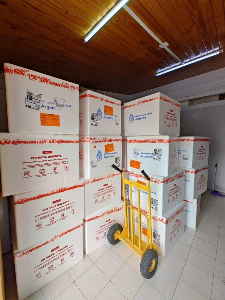 Salud distribuyó más de 13.000 nuevas vacunas antigripales y refuerza la campaña de vacunación