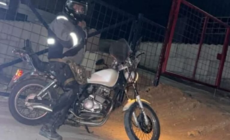 Le robaron la moto que usaba para ir a trabajar y pide ayuda para recuperarla