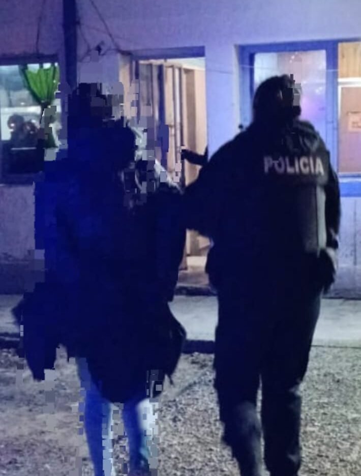 Disturbios en La Floresta: una mujer detenida por provocar daños en una vivienda
