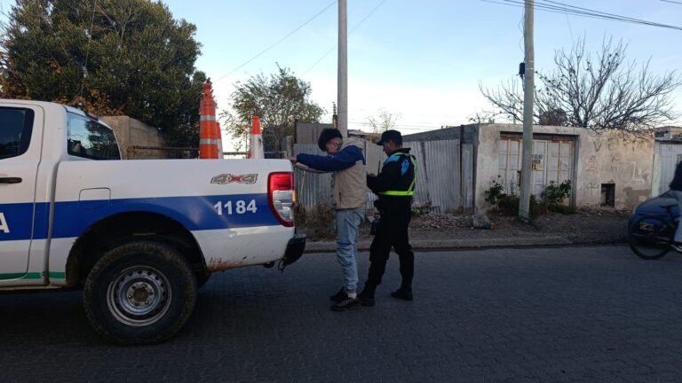 Lo reconocieron durante un patrullaje y terminó detenido por pedido de captura