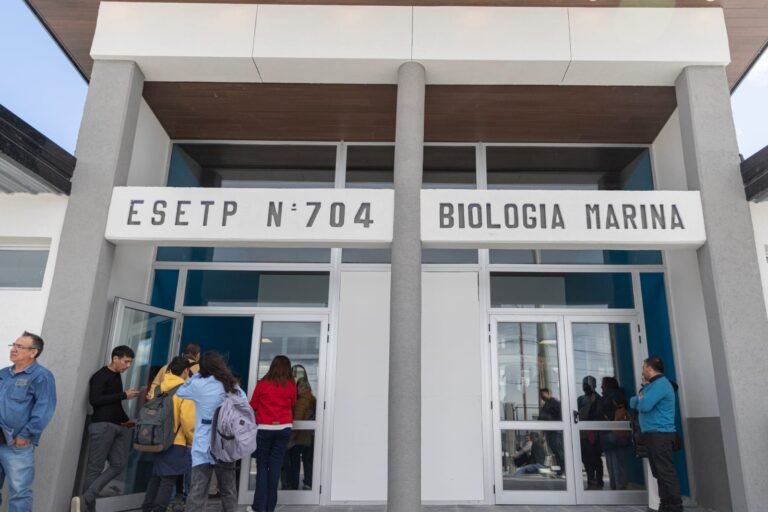 La Cooperadora del Colegio Biología Marina organiza un Mate Bingo para comprar cortinas