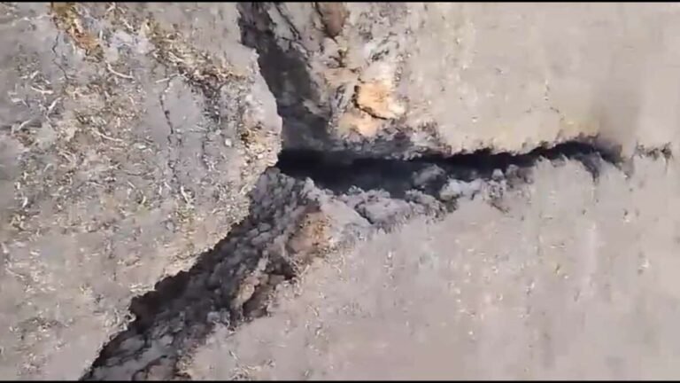 Vecinos de Gastre alertan por focos de fuego subterráneo en mallines secos