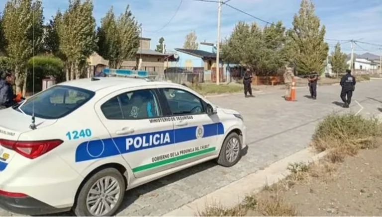La enfermera acusada de asesinar a su esposo le envió una foto del cadáver a su hijo