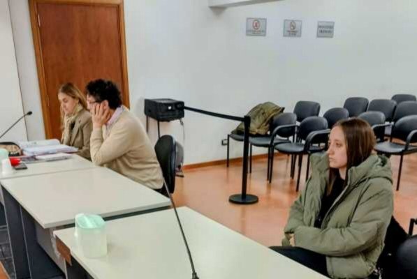 Investigan a una mujer acusada de estafar a los abuelos de su pareja con préstamos bancarios