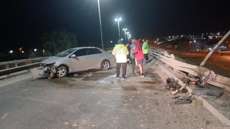 Accidente en Km 4: chocó contra el guardarrail y dio positivo en alcoholemia