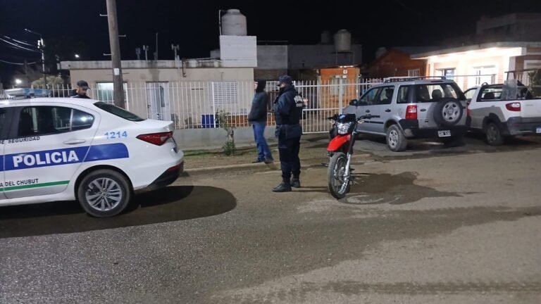 Encontraron una moto robada en Córdoba en el barrio Pueyrredón: un joven imputado