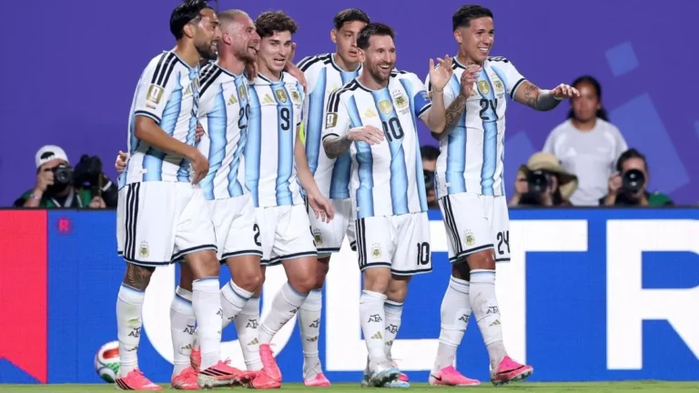 Por el partido de la Selección, el Municipio autorizó la salida anticipada de los empleados el lunes
