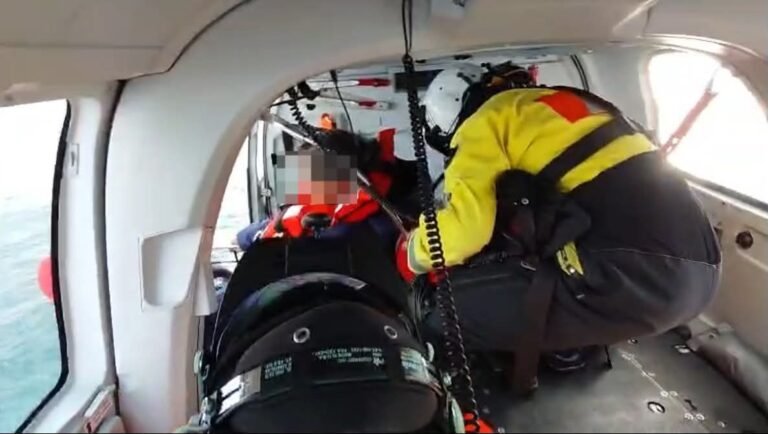 Prefectura evacuó de urgencia a un marinero
