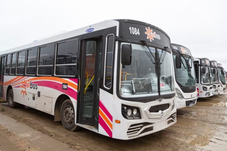 Una pasajera resultó herida tras la brusca frenada de un colectivo