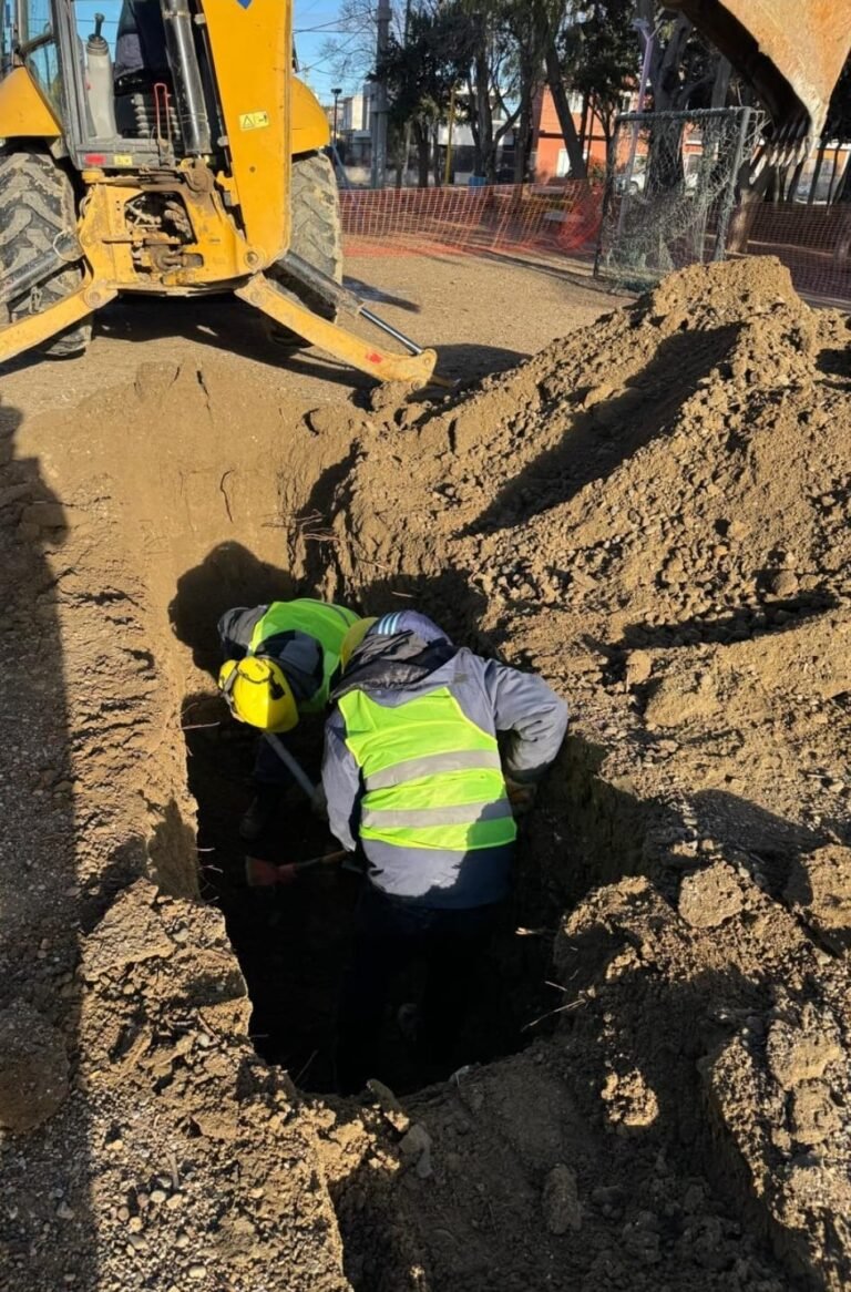 Inició la obra del nuevo conducto pluvial de descarga al mar 
