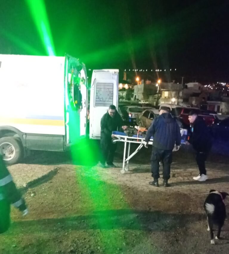 Tensión en una comisaría: sufrió una crisis convulsiva y fue hospitalizada
