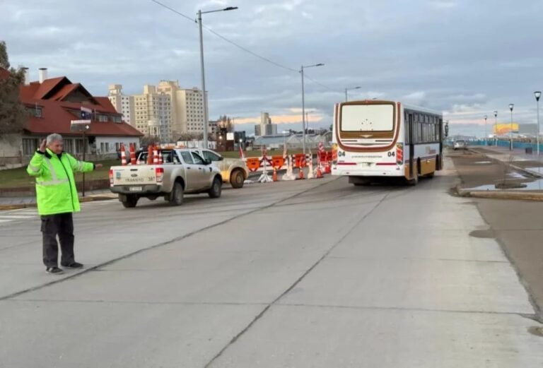 La marejada sería de menor magnitud y, por el momento, no cortarán la avenida Ducós