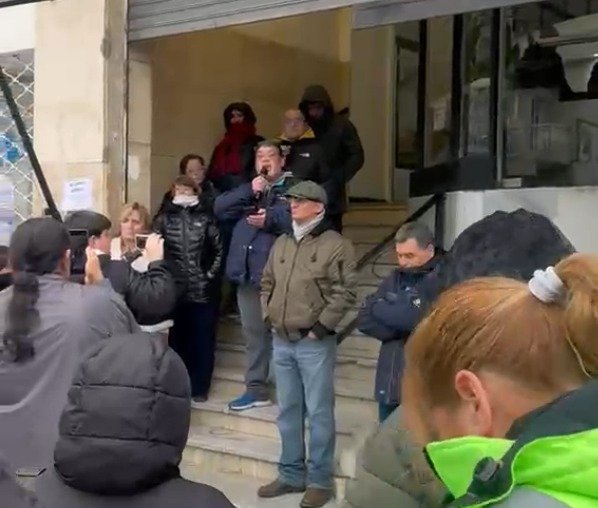 Tras la aprobación del aumento, municipales profundizan la visibilidad del reclamo