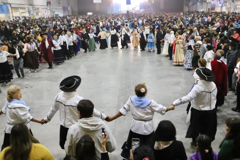 Comodoro celebrará el Día Mundial del Folklore con dos jornadas de música, danza y solidaridad