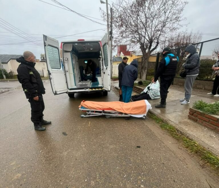 Dos mujeres fueron hospitalizadas tras resbalar por el hielo en Rada Tilly