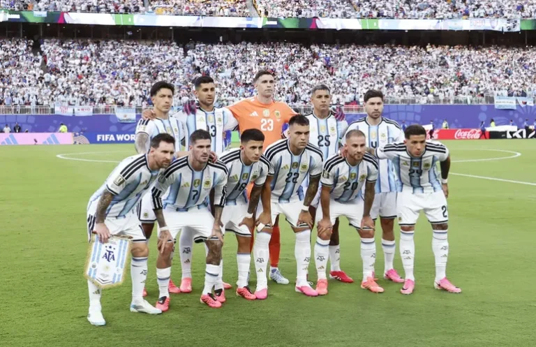 Pasión sin límites: una provincia decretó asueto para ver a la Selección Argentina
