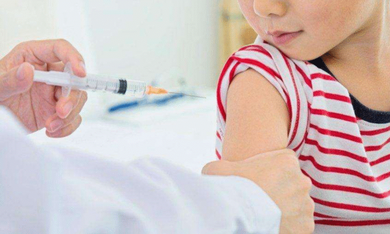 Vacunación infantil: piden completar el esquema de la Triple Viral para prevenir brotes