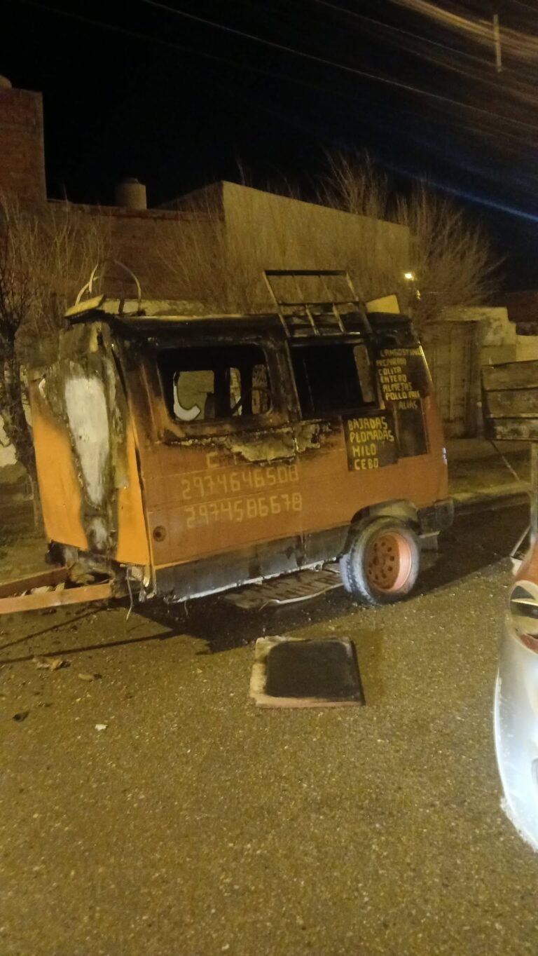 “Nos va a terminar lastimando”: denunció un robo, recibió amenazas y le incendiaron su fuente de trabajo