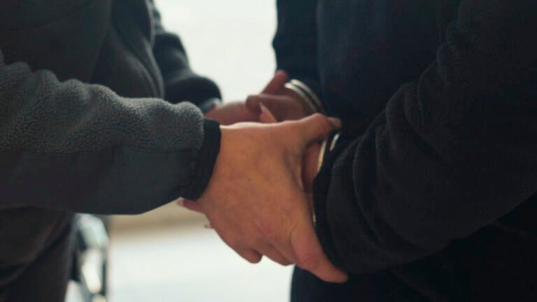12 años de prisión para un hombre condenado por abusar y embarazar a su hijastra