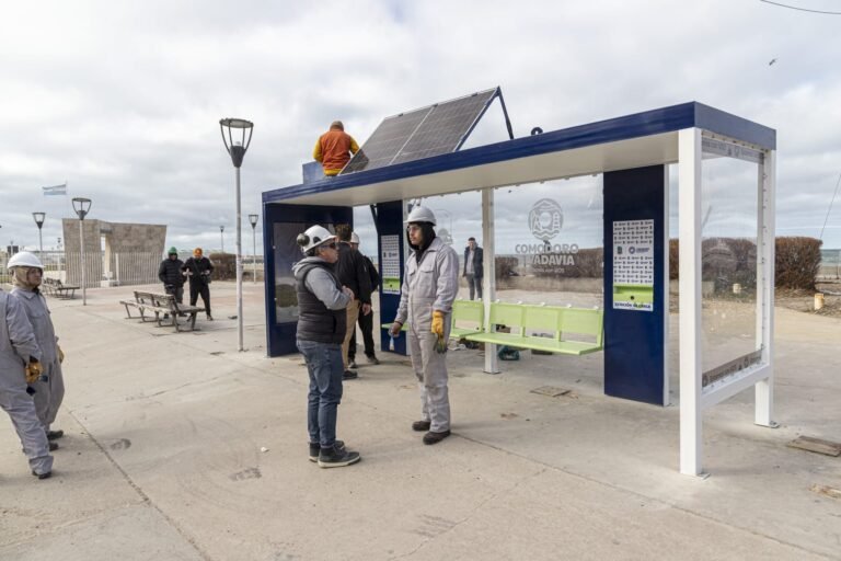 Comodoro avanza con la instalación de nuevas garitas de última generación