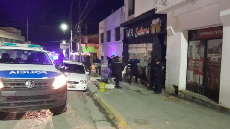 Involucrados en una pelea callejera terminan detenidos por intento de robo y tenencia de drogas