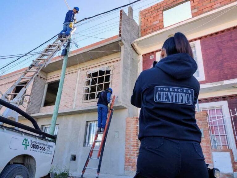 Cobraba $80 mil por conectar cable clandestino y terminó imputado por robo