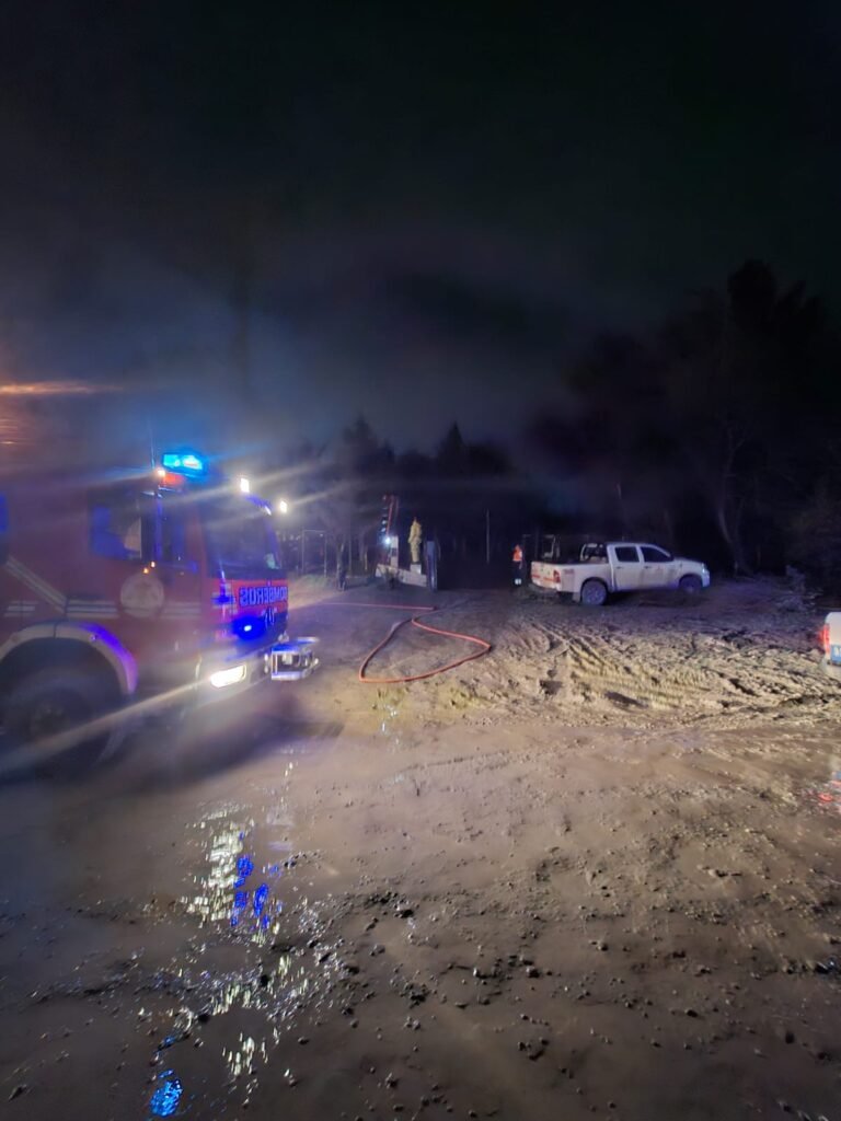 Un desperfecto eléctrico provocó un incendio en una vivienda del Cordón Forestal