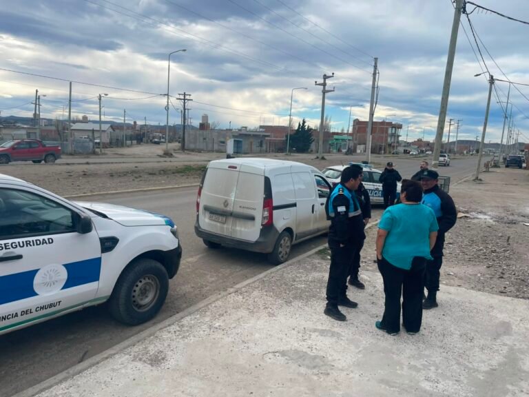 Llevaba dos armas y 40 balas en una riñonera y lo descubrieron durante un control