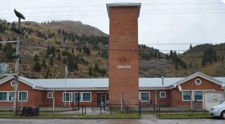 Alarma en una escuela de Esquel por una amenaza de muerte contra las docentes