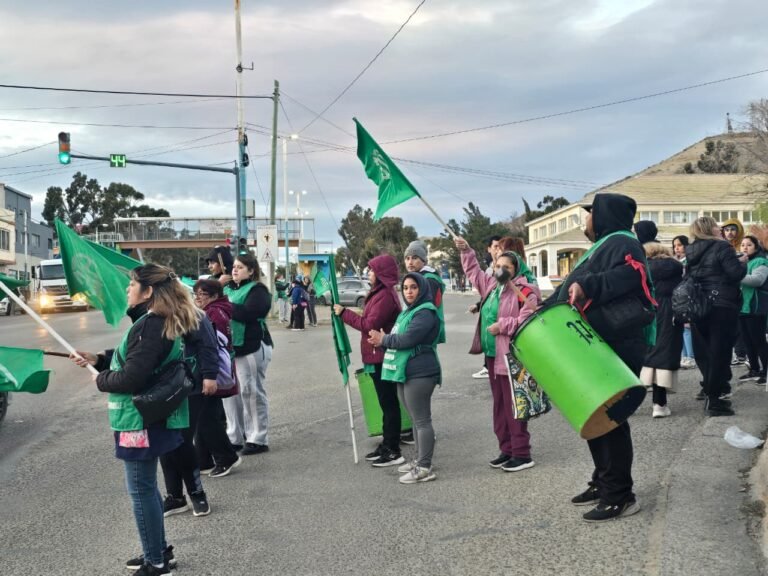 ATE anunció un paro de 48 horas en las escuelas de Comodoro para este jueves y viernes