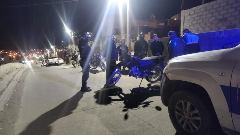 Pactó la venta de su moto por WhatsApp, lo asaltaron con un arma y se la llevaron