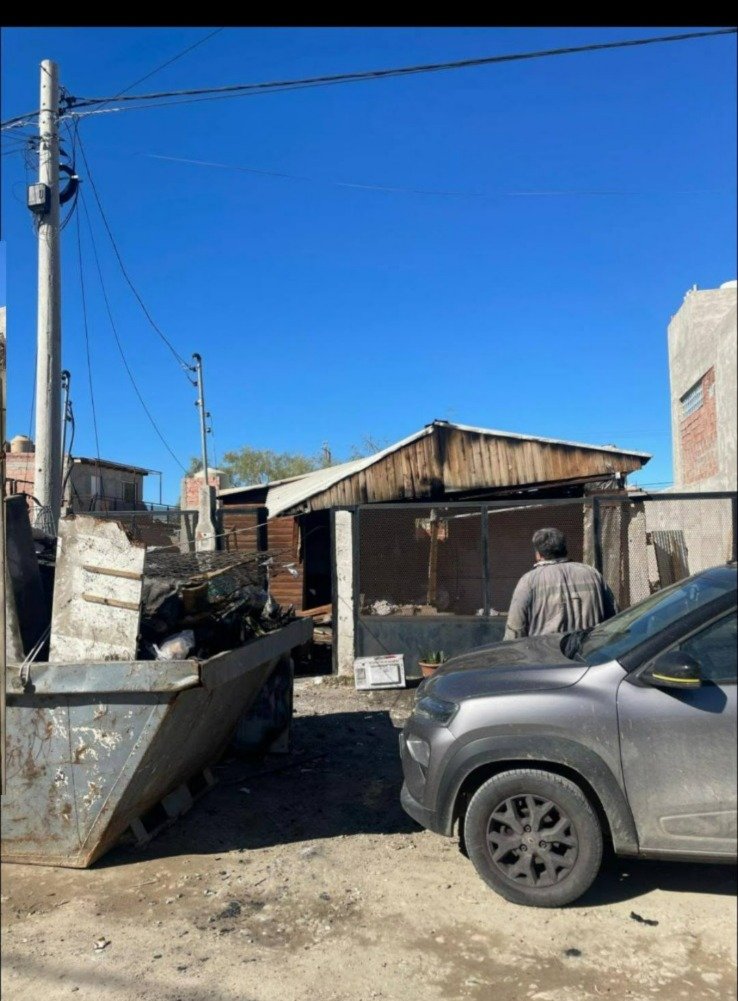 Una enfermera del Hospital Regional perdió su casa en un incendio y necesita ayuda para reconstruirla