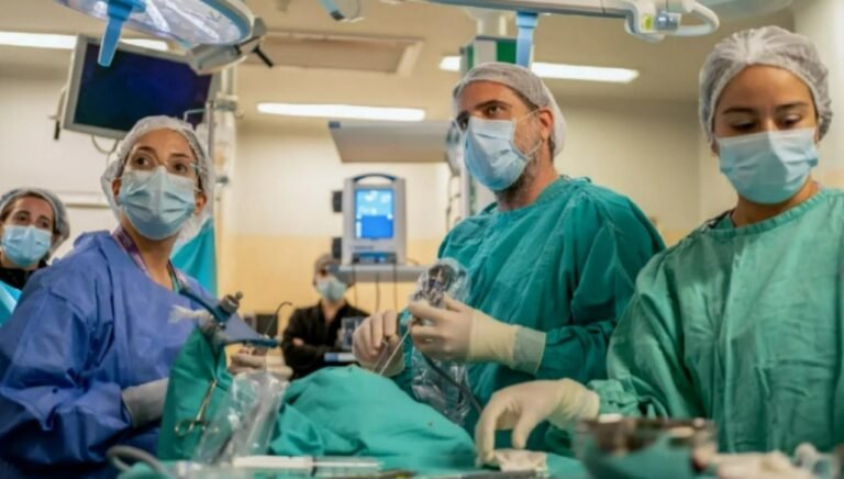 Histórico: Extirparon el tumor cerebral de una niña de 10 años a través de la nariz