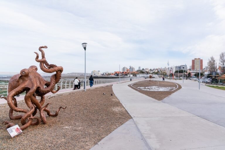 Transformarán la Costanera con obras de iluminación, senderos y nuevos espacios verdes