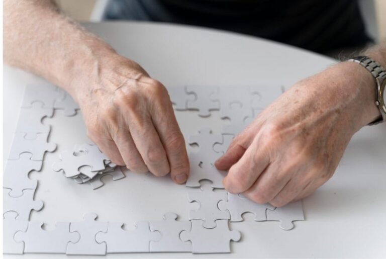 Alzheimer y salud cerebral: lanzan actividades libres y talleres comunitarios en la ciudad