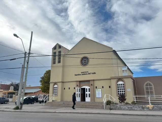 “La Iglesia se sostiene con la gente”: organizan un festival para cubrir impuestos y refacciones