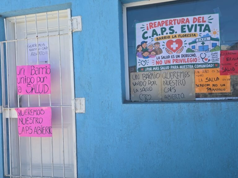 “Hace un año que está cerrado”: la protesta en La Floresta por la parálisis del Centro de Salud