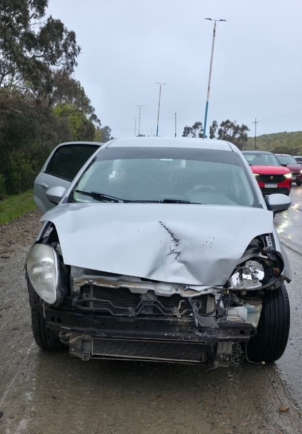 Choque en la Curva del Papa: un conductor sin seguro fue multado por Tránsito