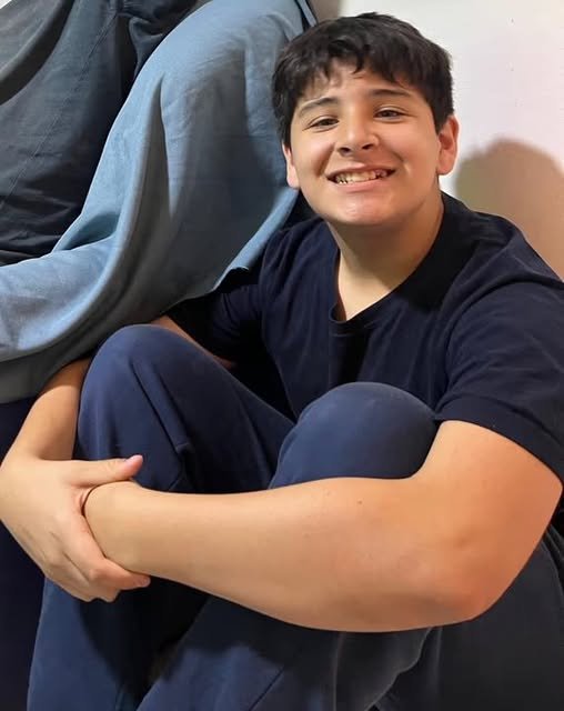 Solicitan dadores de sangre para Juan, un adolescente que padece leucemia