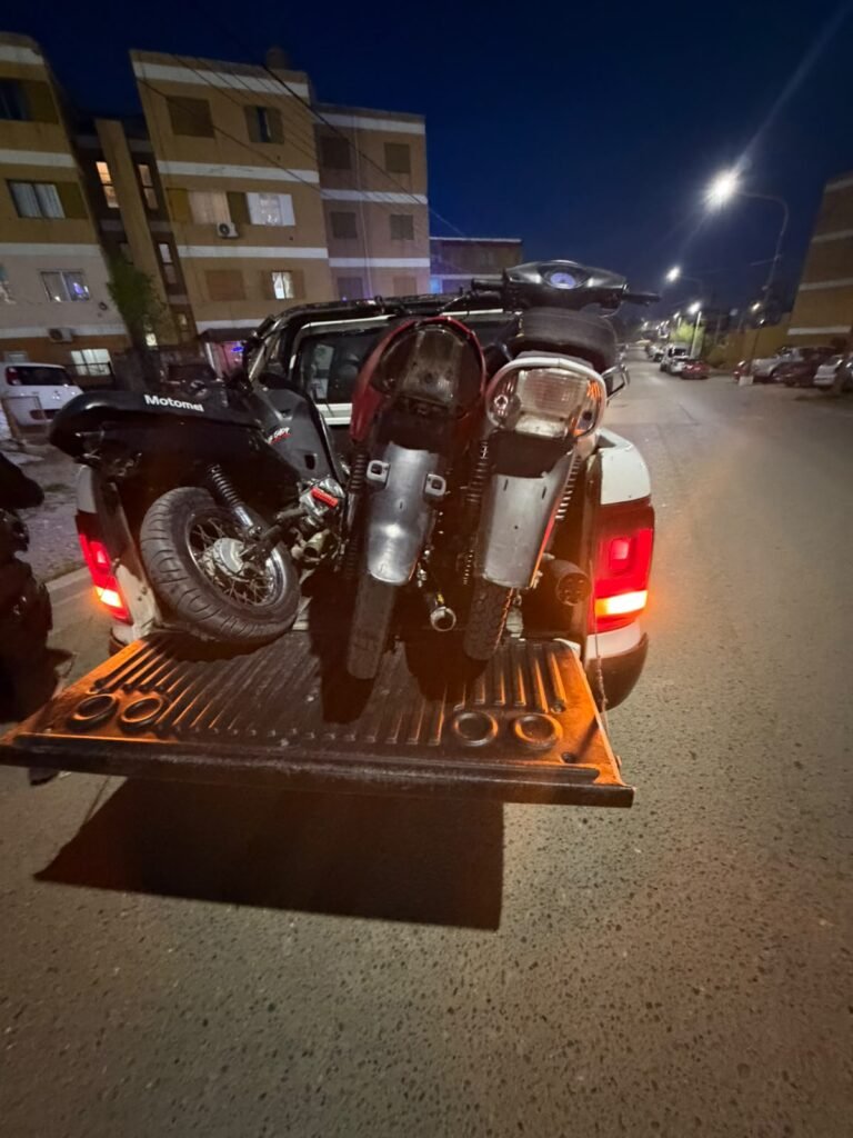 Menores al volante y sin papeles: secuestran tres motocicletas tras un operativo en la zona sur