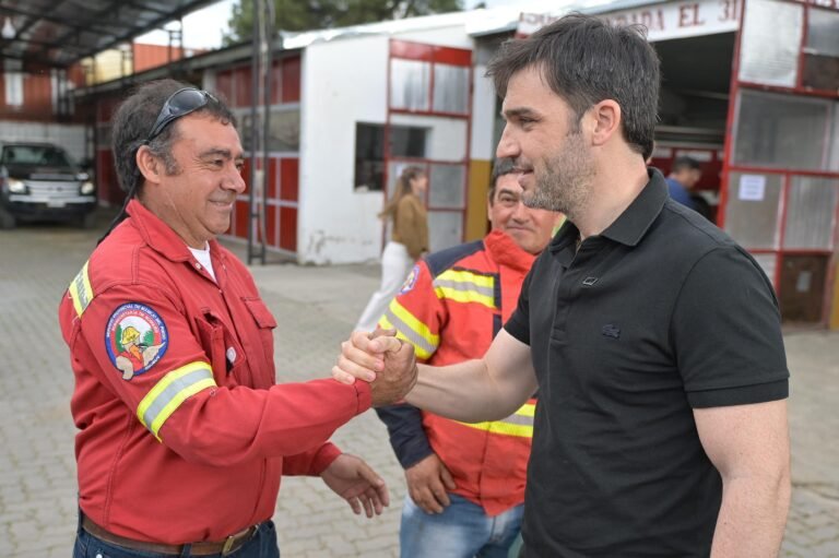 Torres anunció ocho camiones para Bomberos y retiros por la Ley Pajarito